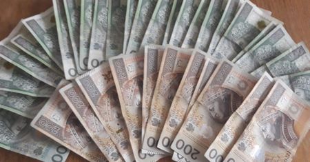 16-latek poszedł na imprezę i okradł koleżankę