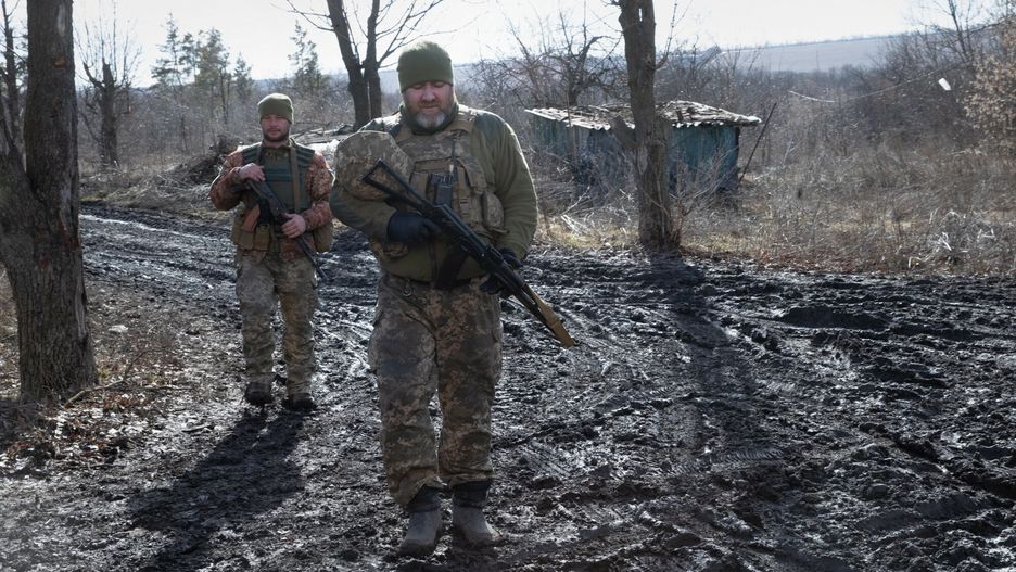 arch49Ukrainian soldiers in Krymske where mortar attacks from Russian-backed separatists fell through the night, Feb. 19, 2022. (Tyler Hicks/The New York Times)TYLER HICKS