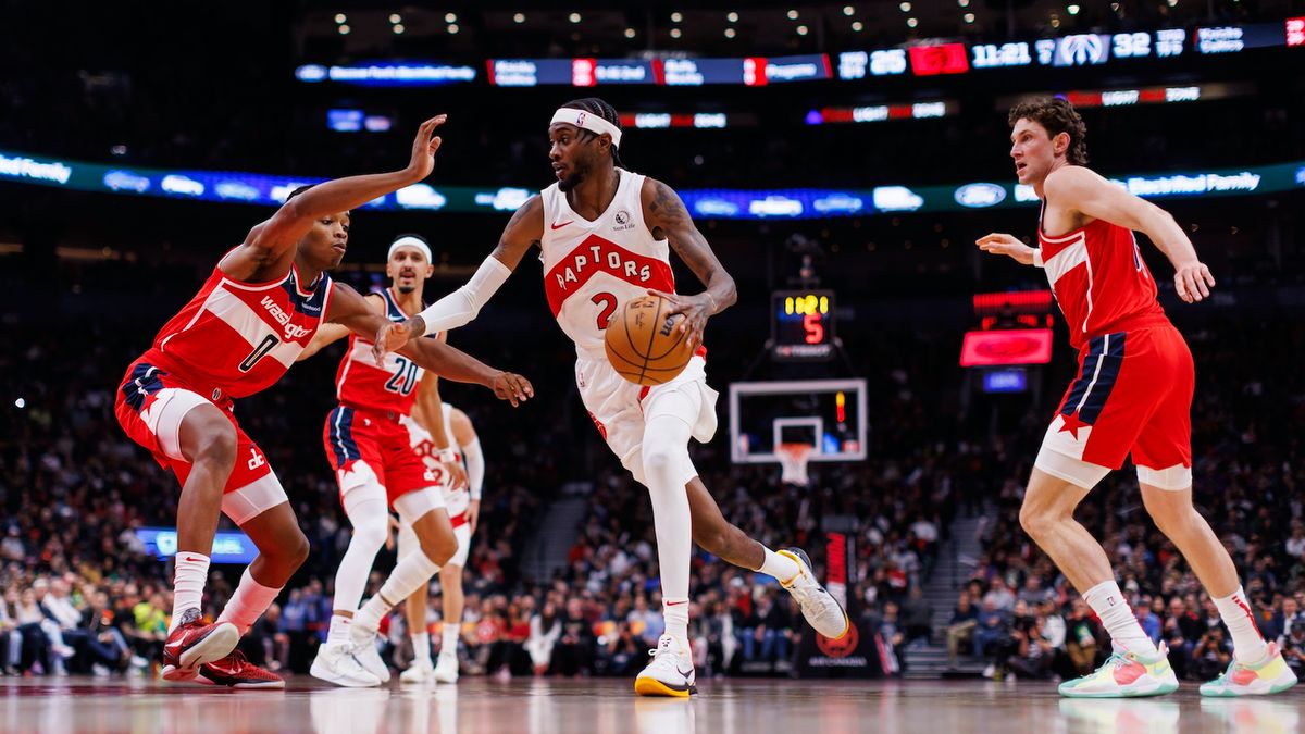 Zdjęcie okładkowe artykułu: Getty Images / Cole Burston / Na zdjęciu: Jalen McDaniels (z piłką)