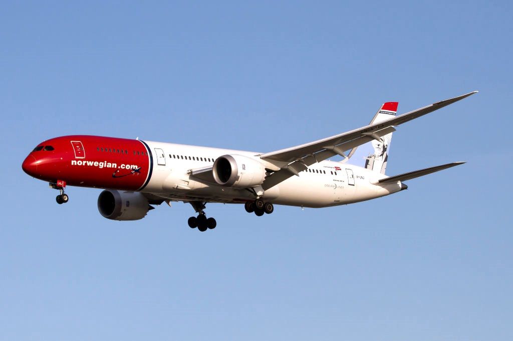 Samolot należący do linii lotniczej Norwegian
