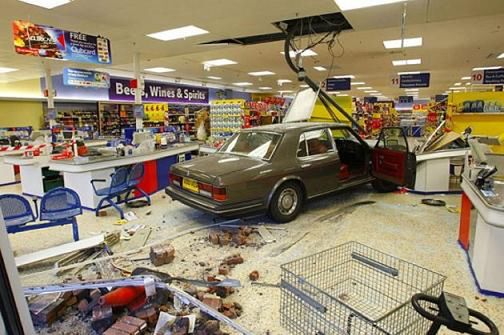 16 miesięcy więzienia za zniszczenie sklepu