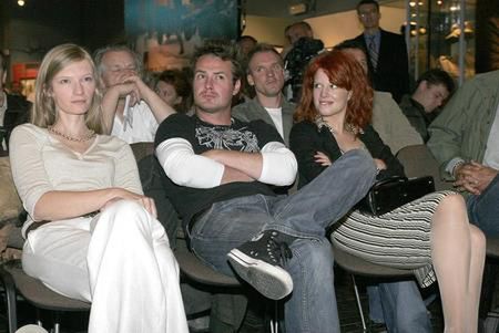 Agata Buzek , Paweł Małaszyński,  Karolina Gruszka