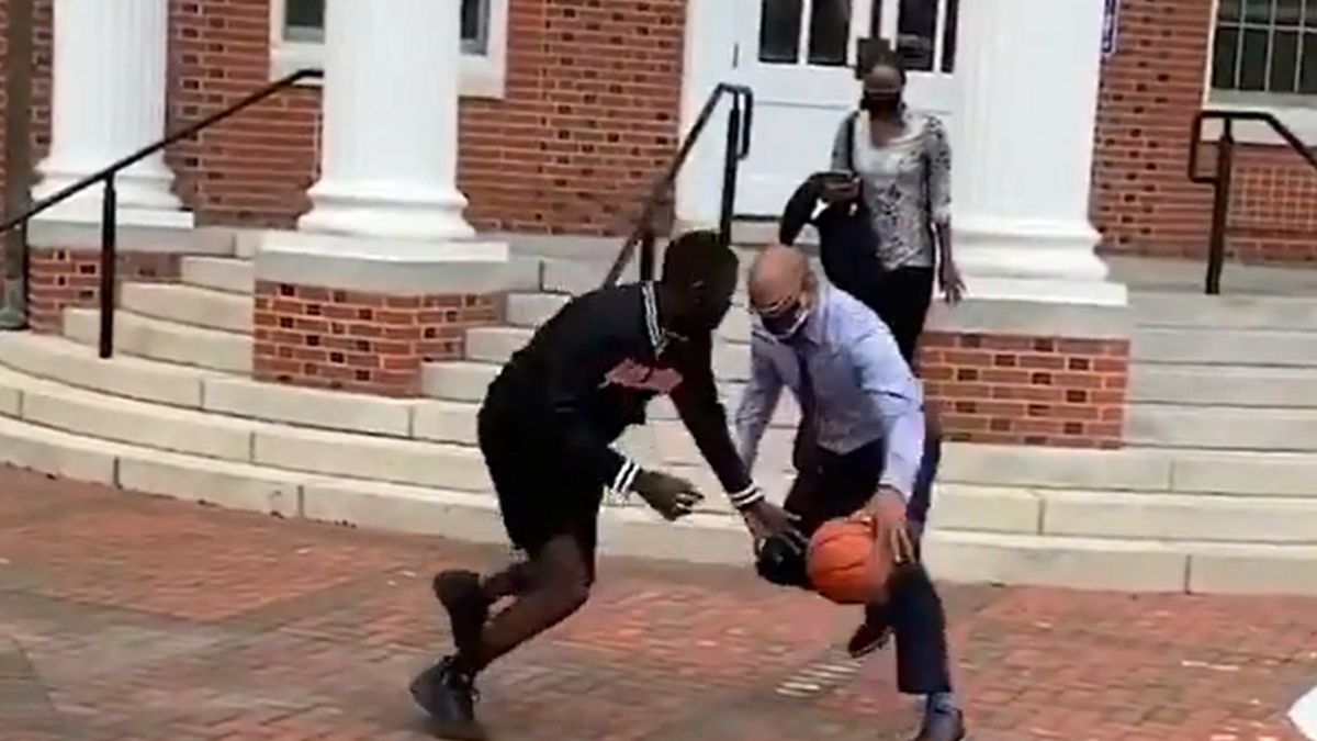 Pojedynek rektora ze studentem