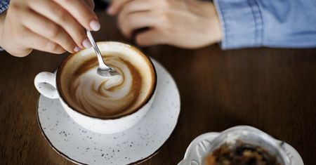 Gorsze niż ananas do pizzy. Dlaczego Włosi są załamani tym, jak pijemy cappuccino?