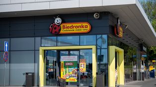 Biedronka daje drugi olej gratis. Masło za 2,49 zł
