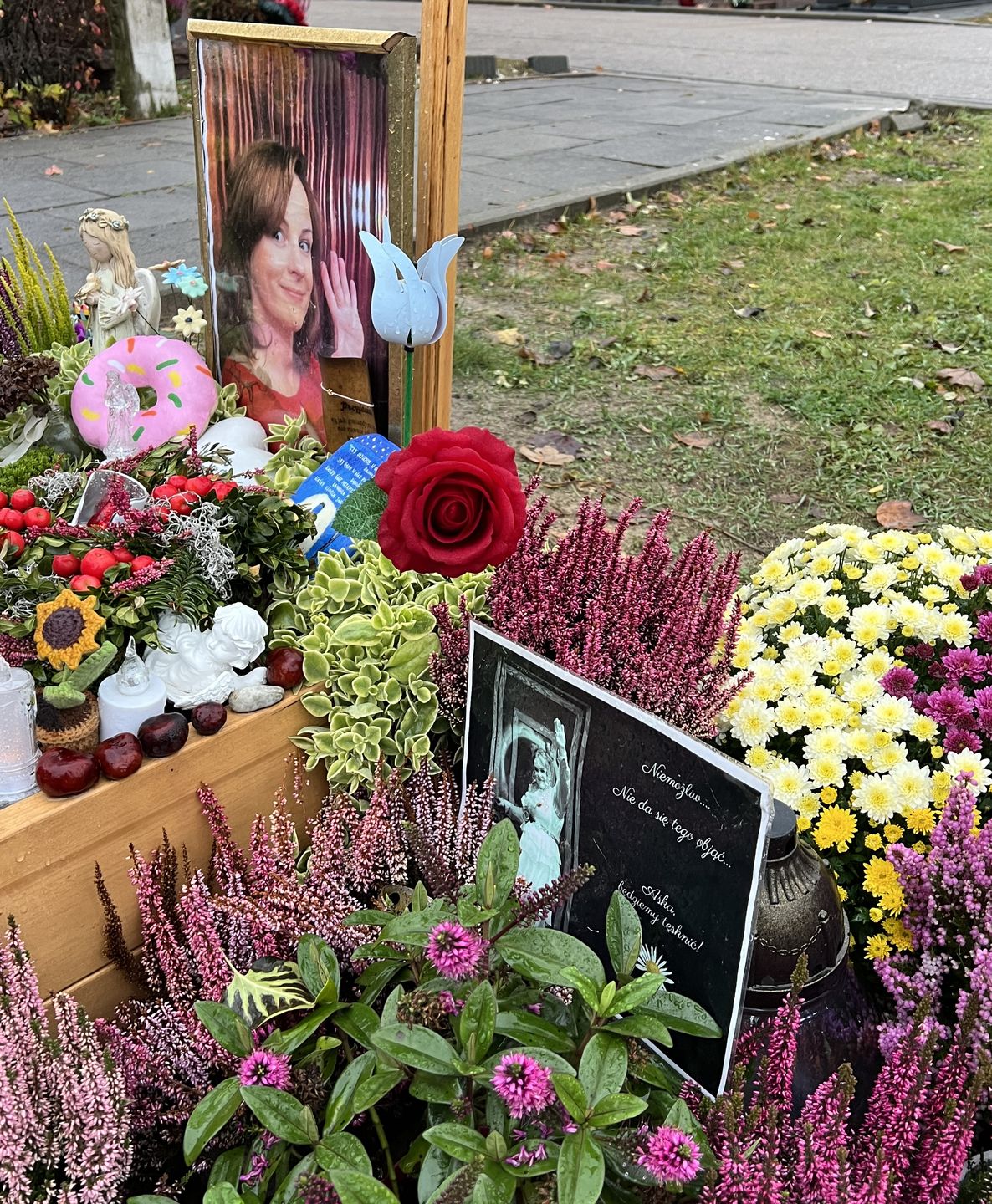 Grób Joanny Kołaczkowskiej na Powązkach