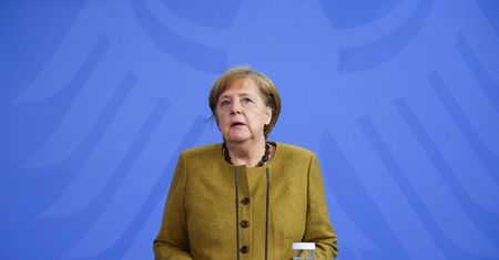Angela Merkel zaszczepi się AstraZeneką. Podano datę