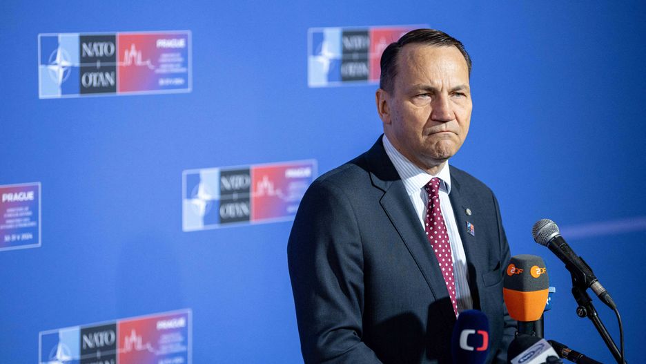 Sikorski nowym komisarzem? Polacy zdecydowali