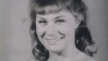 Znacie ją doskonale. Ta aktorka zachwycała urodą, dziś jest nestorką serialowego rodu