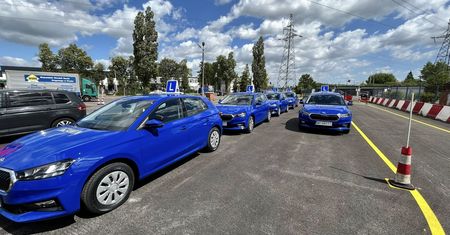 Rewolucja w egzaminach na prawo jazdy. Koniec placu manewrowego i nowe zasady dla kursantów