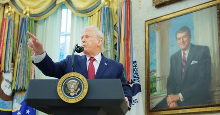 Zwiększyć produkcję, ciąć pensje dyrektorów. Trump wydał "rozkaz" zbrojeniówce