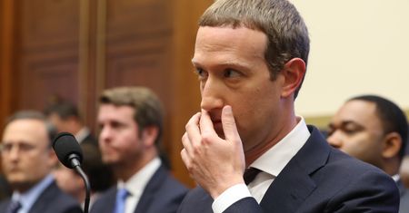 Kolejna bolączka Zuckerberga. Meta notuje spadek na prestiżowej liście