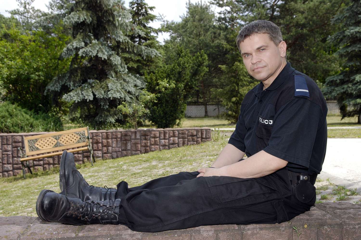 Jarosław Boberek jako policjant w serialu Rodzina zastępcza