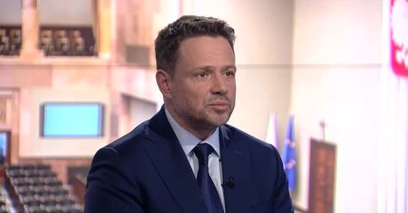 Trzaskowski o “babciowym”: Ten program częściowo sam się sfinansuje z podatków, które zapłacą kobiety wracające na rynek pracy