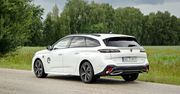 Pierwsza jazda: Peugeot 308 SW Hybrid 225 - kombi przyszłości według Peugeota