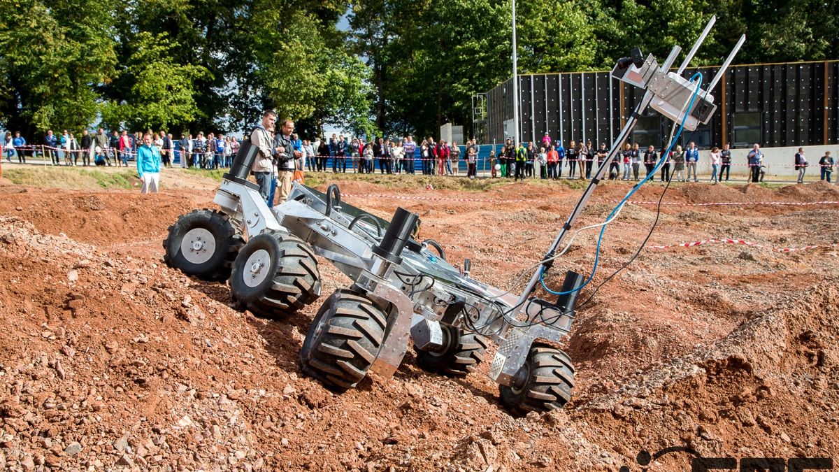 TechFlash - postapokaliptyczny komputer, Europejskie Zawody Łazików Marsjańskich i siła mikrobotów 1
