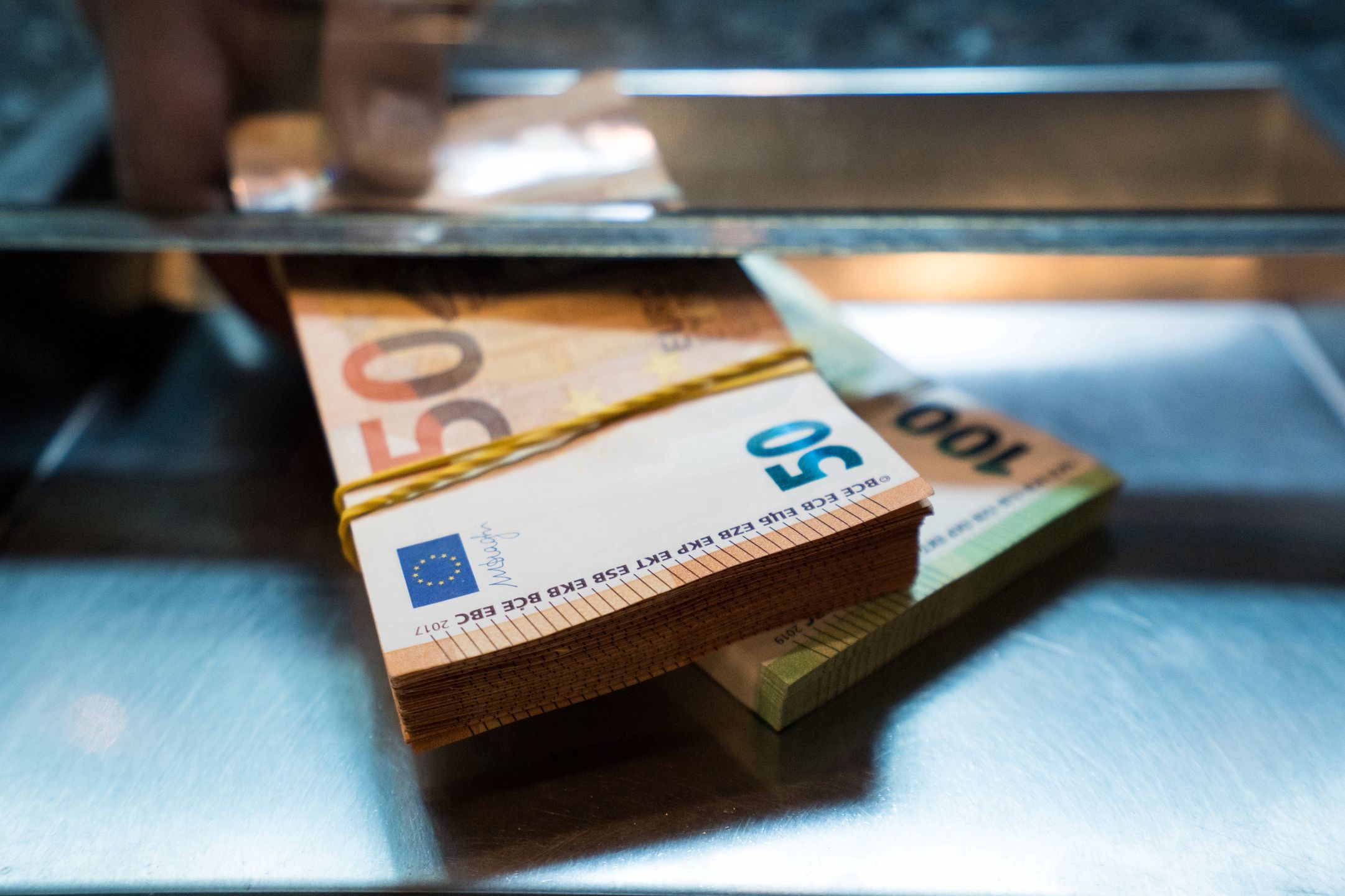 euro pieniądze waluta waluty gotówka
