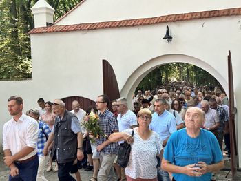 Górka Klasztorna: Uroczystość Wniebowzięcia NMP i Odpust w Sanktuarium Maryjnym. Poświęcono zioła i kwiaty