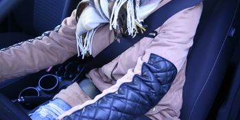 Legnica: Zabrał kluczyki pijanej kobiecie i zadzwonił po policję