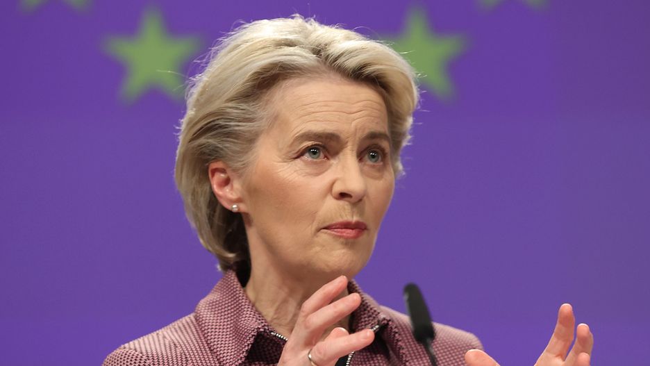 BRUSSELS, BELGIUM - OCTOBER 28: European Commission President Ursula Von der Leyen gives a press conference ahead of the G20 Summit and the UN Climate Change Conference (COP26) at the EU headquarters in Brussels on October 28, 2021. (Photo by Dursun Aydemir/Anadolu Agency via Getty Images)
