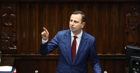 "Piątka dla zwierząt". Emocje w Sejmie. Lider PSL: delegalizacja schabowego?