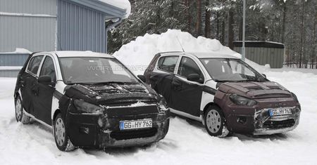 Odświeżony Hyundai i20 przyłapany na śniegu