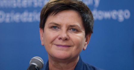 Szydło: Pracujemy nad projektem emerytur dla mam