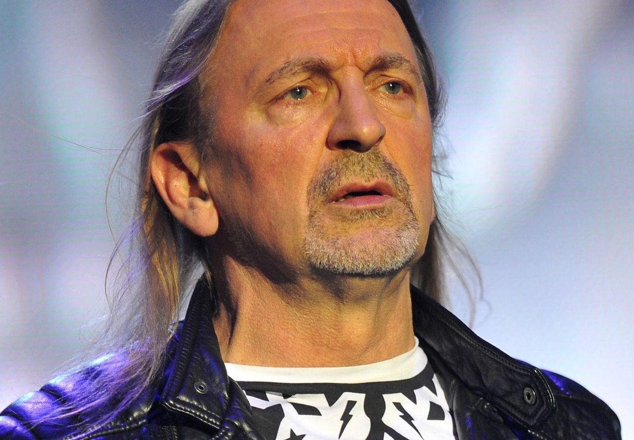 Marek Piekarczyk jest dzisiaj szczęśliwy u boku dużo młodszej żony. Ale jego przeszłość skrywa tragiczną historię