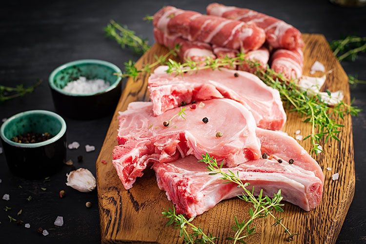Łopatka, golonka, schab… Rodzaje mięsa wieprzowego – czym się różnią?
