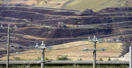 Co dalej z paliwami kopalnymi? Nowy, "rozwodniony" projekt porozumienia na COP26