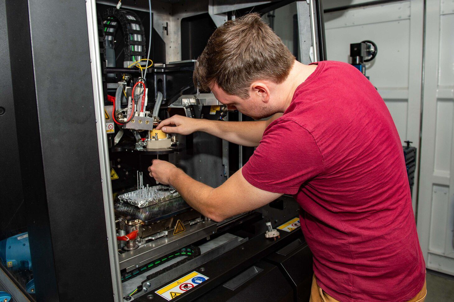 Instalacja głowicy drukującej w urządzeniu Xerox ElemX na USS Essex