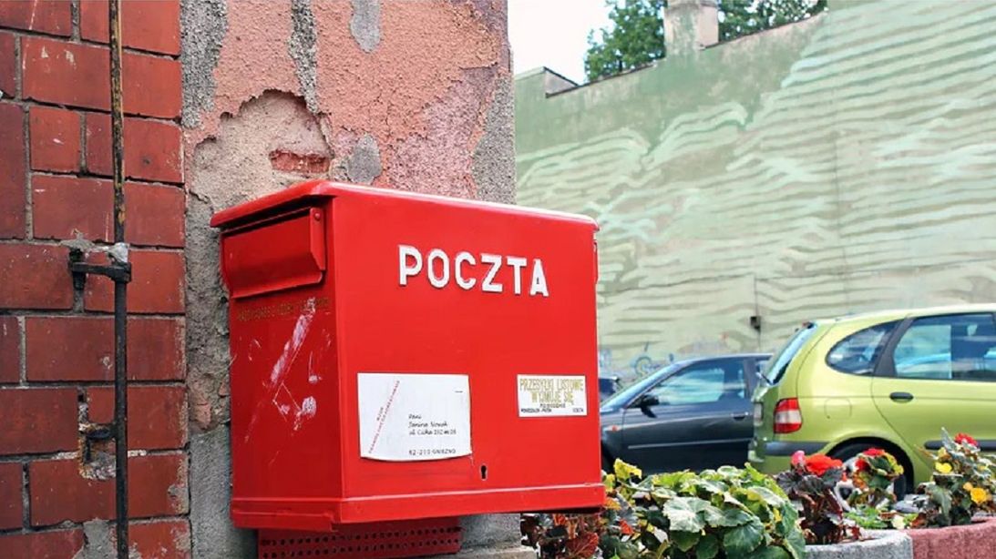 Poczta Polska ma problemy z kadrami? Wskazują na to internauci