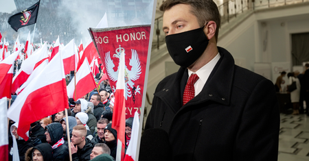 Zwrot ws. Marszu Niepodległości. Piotr Müller mówi o prowokacjach, opozycja krytykuje