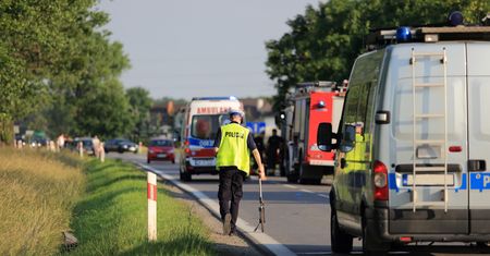 Oleśnica: Wjechała w znak drogowy. Służby zareagowały błyskawicznie