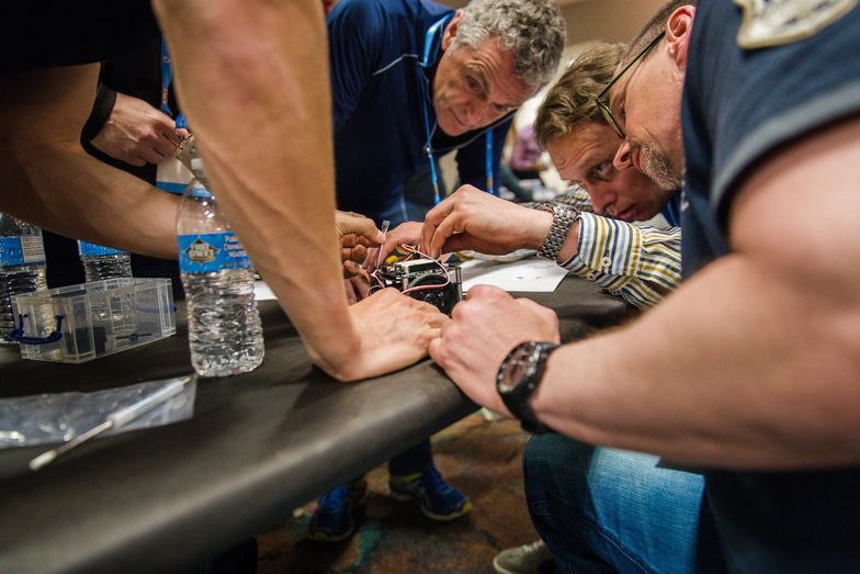 Jak wizje Black Mirror mają się do biznesu?