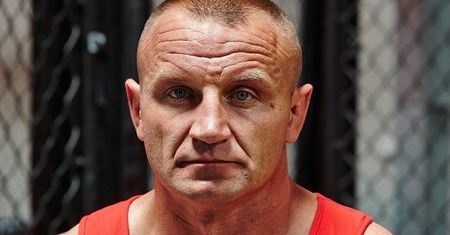 Mariusz Pudzianowski obraził uchodźców. Jest decyzja prokuratury w tej sprawie