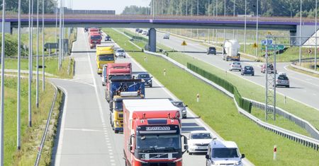 Wielkanocna sobota bez zakazu ruchu dla ciężarówek. Rząd szykuje zmiany w ostatniej chwili