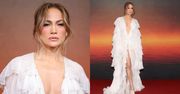 POSĘPNA Jennifer Lopez samotnie pozuje na kolejnej premierze. Zmartwieni fani: "Wygląda TAK SMUTNO" (ZDJĘCIA)