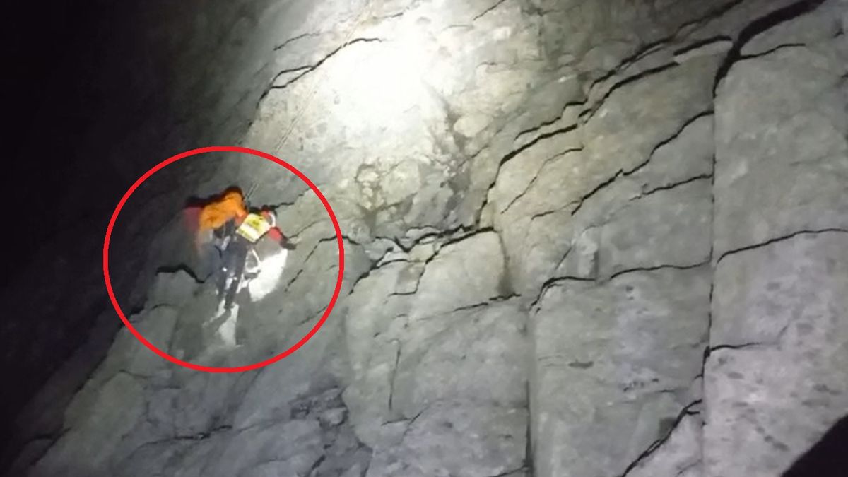 Słowacka: Dwóch polskich wspinaczy utknęło na ściance
