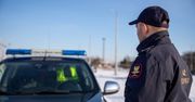 Kobieta leżała na środku drogi. Oto co zrobił jej partner