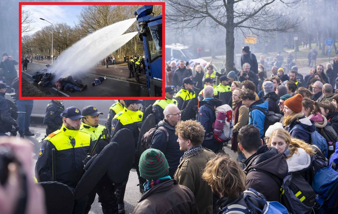 Niespokojnie w Holandii. Policja użyła armatek wodnych