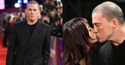 Channing Tatum całuje się z młodszą o DWIE DEKADY ukochaną na premierze