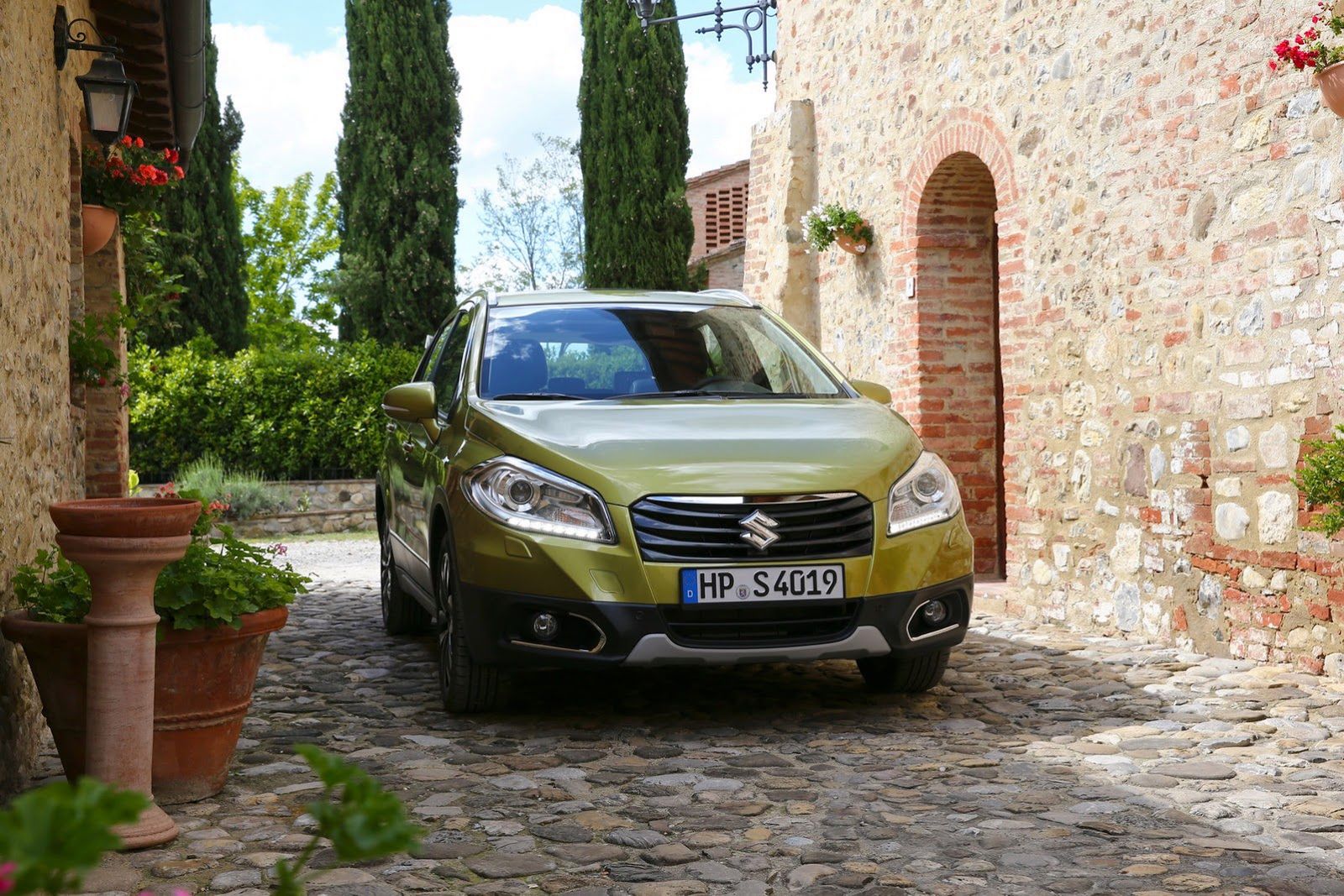 Nowe Suzuki SX4 - japoński crossover w szczegółach [galeria] 9