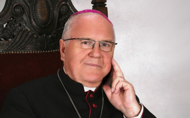 Koronawirus w Polsce. Biskup senior Paweł Cieślik zakażony. Jest prośba o modlitwę
