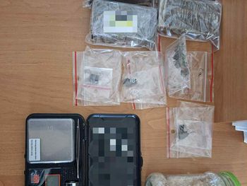 Suwałki: Ponad pół kilograma narkotyków w mieszkaniu 46-latka