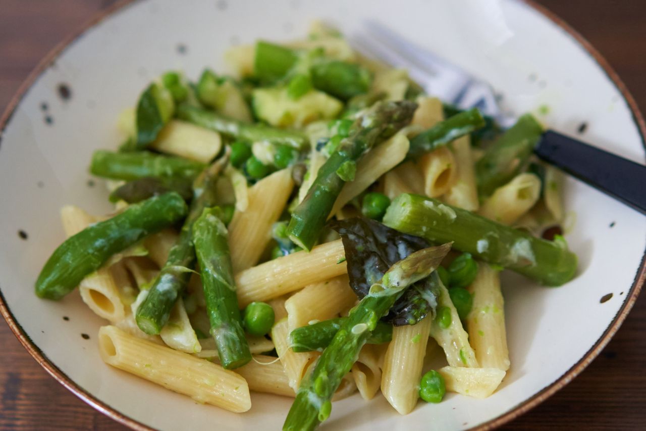 Pasta and asparagus? Try it as soon as possible.
