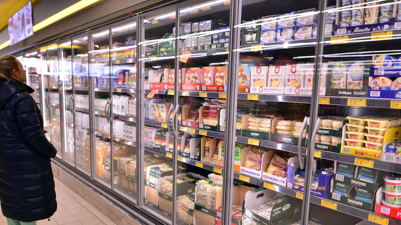 Zerowa stawka VAT na żywność. Koszt sięgnie prawie 3 mld zł