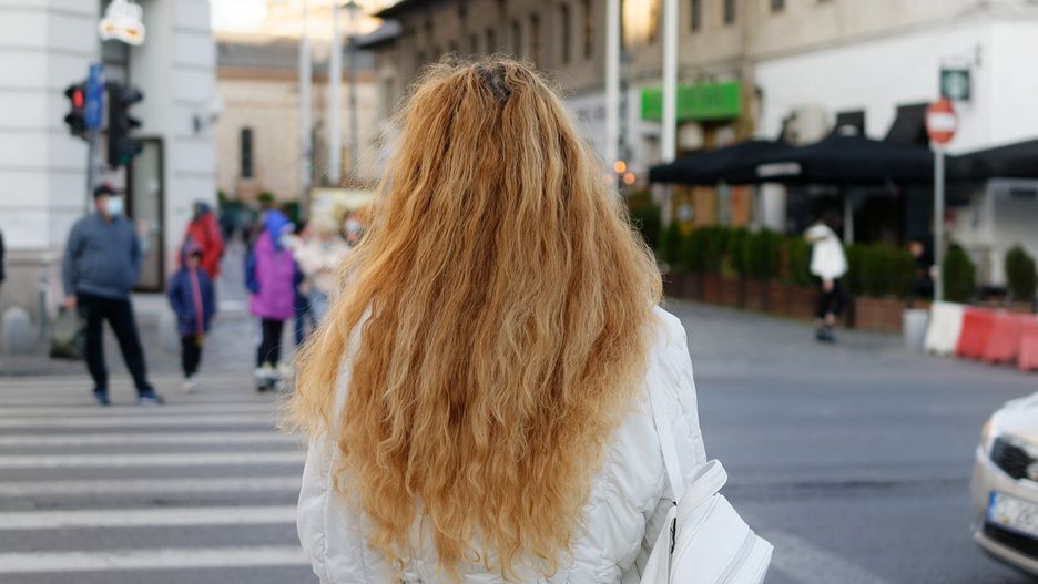 Kobieta została potrącona na przejściu dla pieszych
