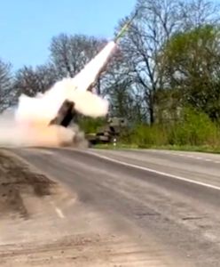 Potężne salwy z HIMARS-ów. Rosjanie zaatakowani z kilku stron