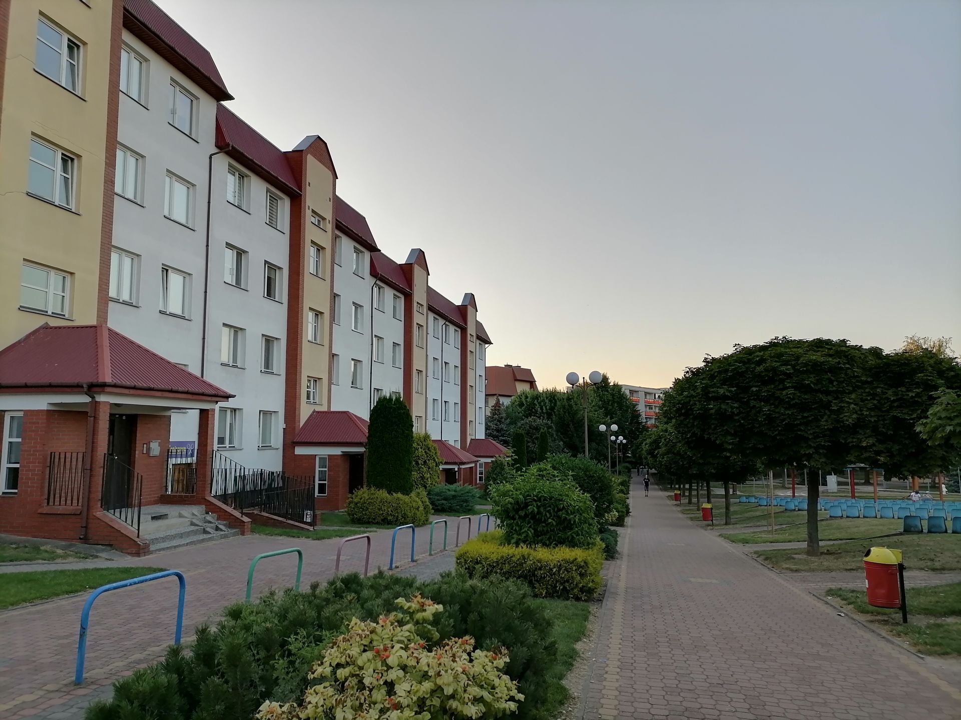 Huawei P40 lite E: test taniego chińczyka bez aplikacji Google 38